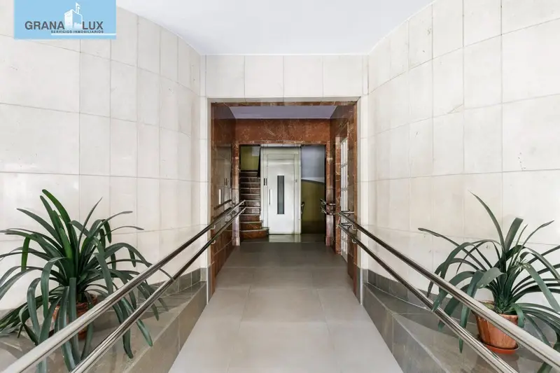 Venta Piso Centro Granada 203m2 7 habitaciones 3 baños