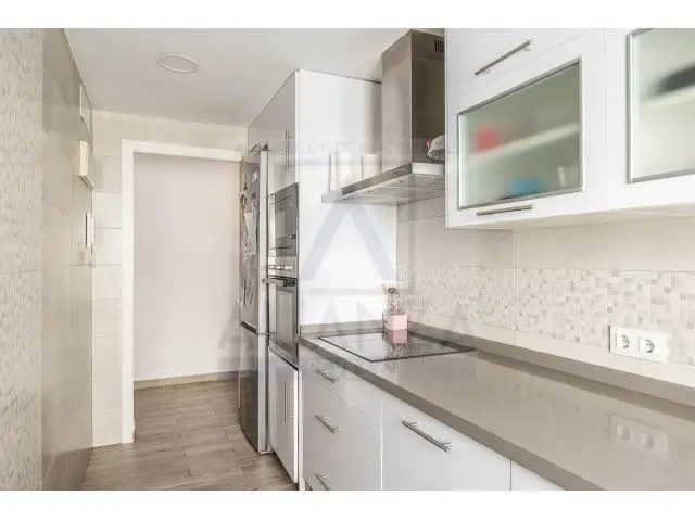 Piso Reformado 3 Dormitorios Camas Sevilla