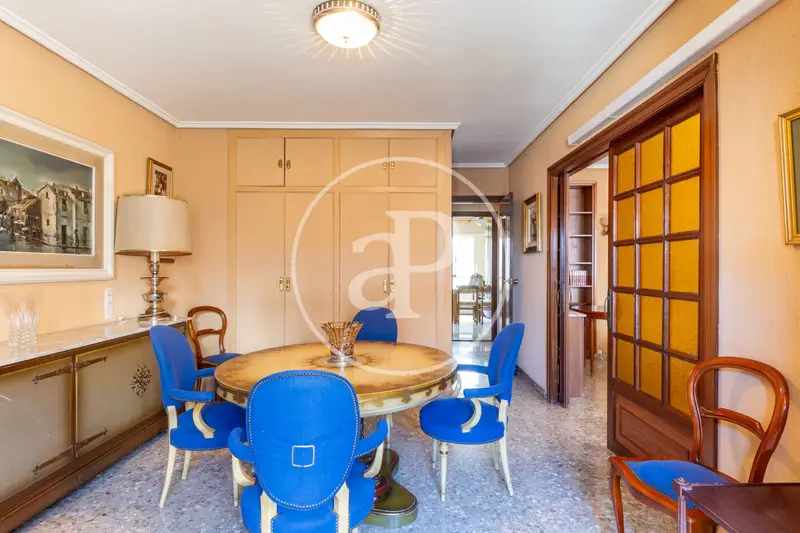 Piso en Venta Ruzafa 166m2 3 Dormitorios 2 Baños