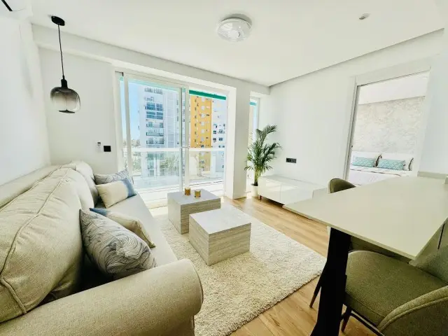 Piso de 1 Dormitorios en venta Calahonda, España