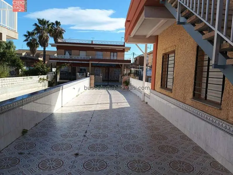 Bungalow en Los Alcázares cerca de la playa