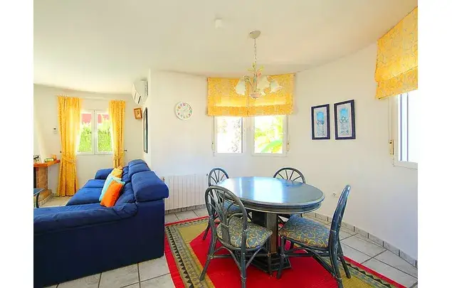 Alquiler Chalet 2 Dormitorios Denia 595m2