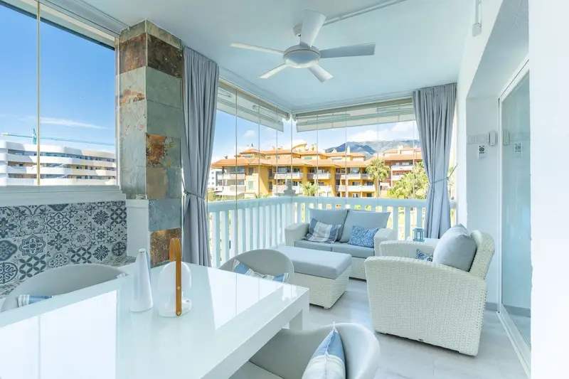 Apartamento 2 Dormitorios Fuengirola Renovado Piscina Parking Trastero