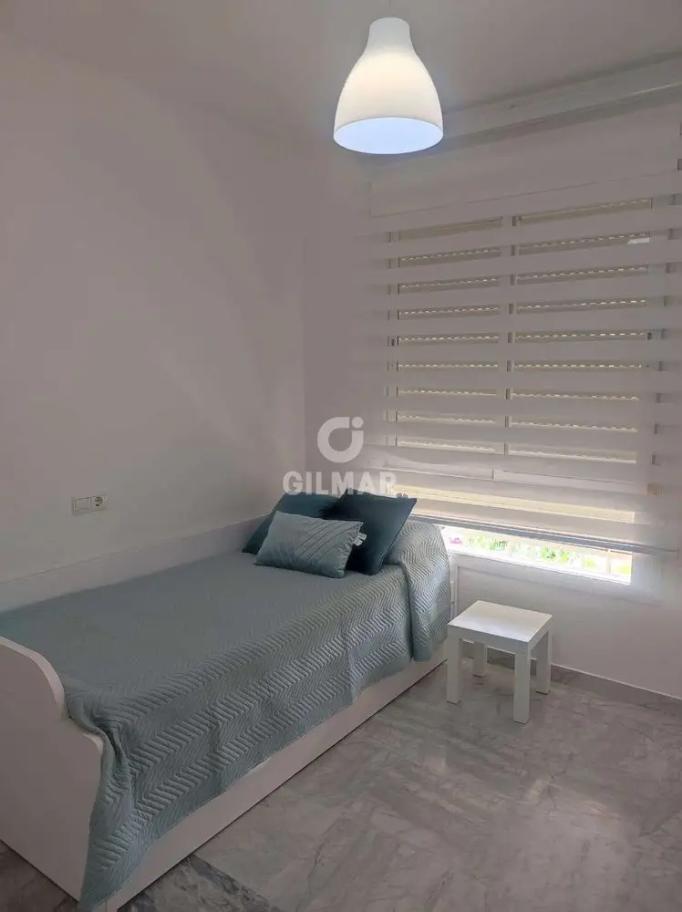 Apartamento en Alquiler Puerto Banús  Málaga