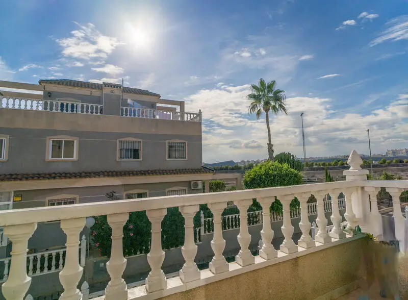 Adosado 3 Plantas Playa Flamenca Piscina Privada Cerca de La Zenia