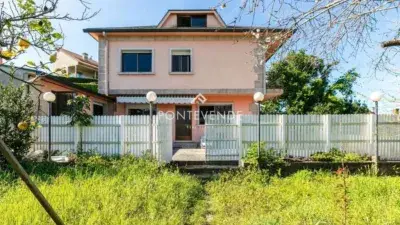 Casa en venta Poio Tres Plantas Bar Asador Terrazas