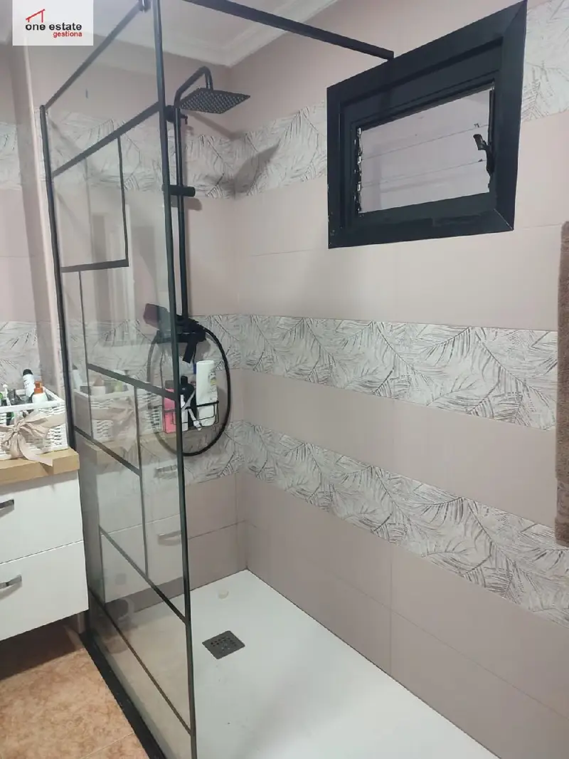 Venta Chalet con Jardin en Centro Dolores
