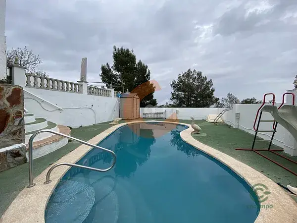 Casa en Tarragona con Piscina y Jardín