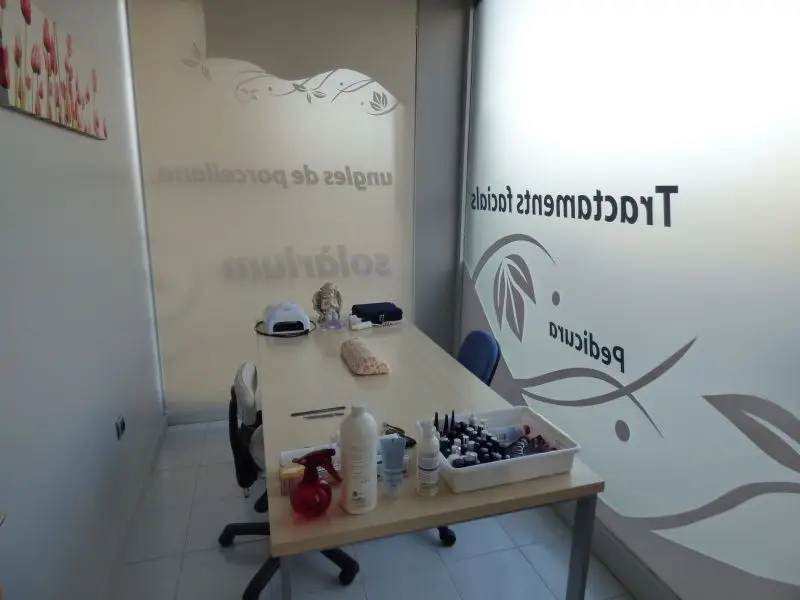 Venta Local Comercial Reformado Manresa Font dels Capellans