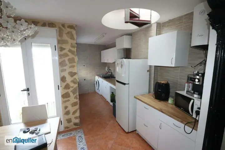 Casa en Alquiler Dos Plantas Amueblada Alborache