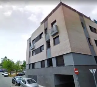 Garaje en Venta en Terrassa con Trastero
