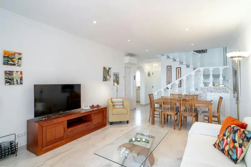 Apartamento 2 Dormitorios Nerja Piscina Vistas al Mar