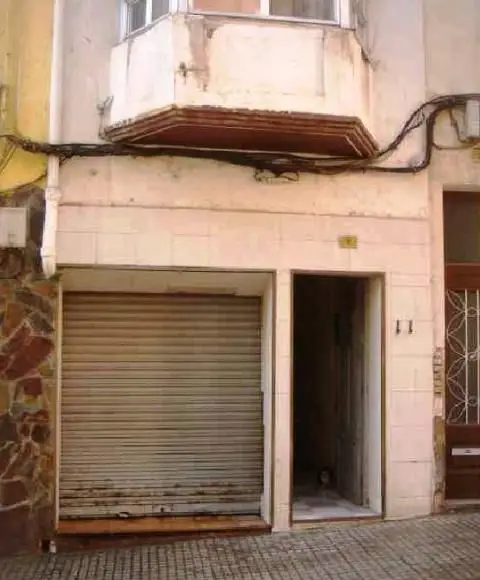 Local 78m2 Mora d'Ebre 2 Habitaciones