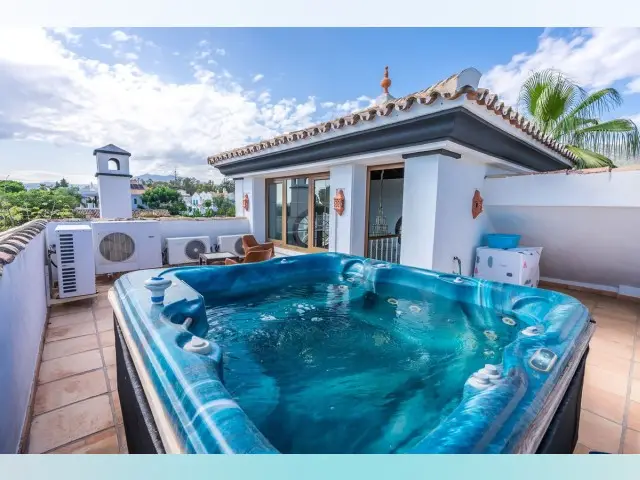 Casa Villa 5 Dormitorios Marbella Centro