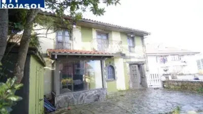 Casa Hist"}},rica en Venta San Mam"}},s de Meruelo