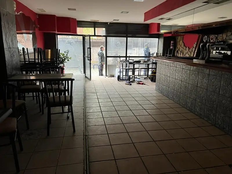 Local Comercial en Leioa Centro con Salida de Humos