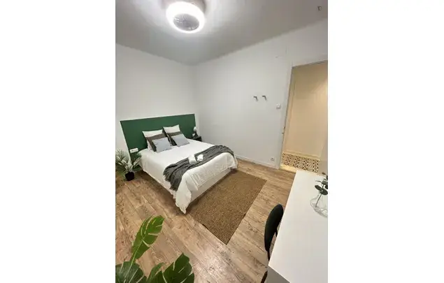 Apartamento 6 Dormitorios Barcelona Montjuic Poblesec