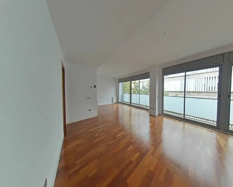 Piso 104m2 5 habitaciones 3 baños Barcelona