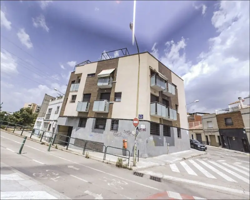 Piso 82m2 3 habitaciones 2 baños Terrassa