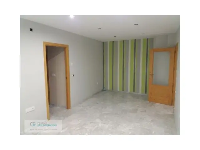 Piso en venta en Los Pinos 4 habitaciones