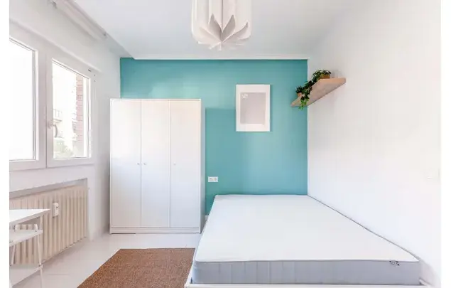 Habitaci
ón 112m
² Alcalá Henares Alquiler 6-12 Meses