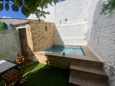 Casa Rural Algodonales: Piscina, Patio y Vistas