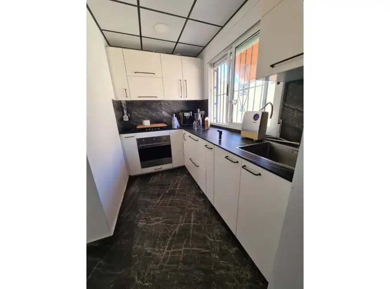Chalet en alquiler en Villamartin, Orihuela, Alicante