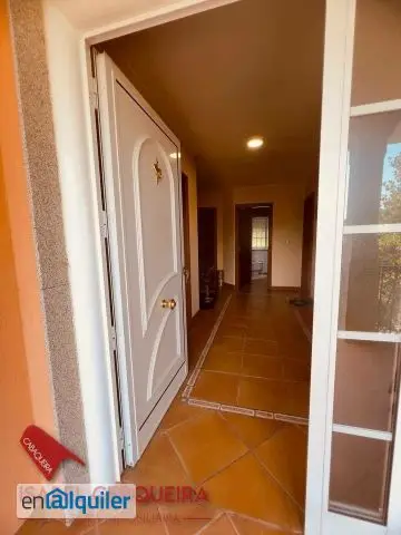 Chalet en Alquiler O Rosal: Vacaciones en Familia