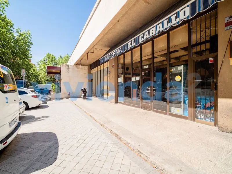 Venta Local Comercial Alameda Osuna Madrid
