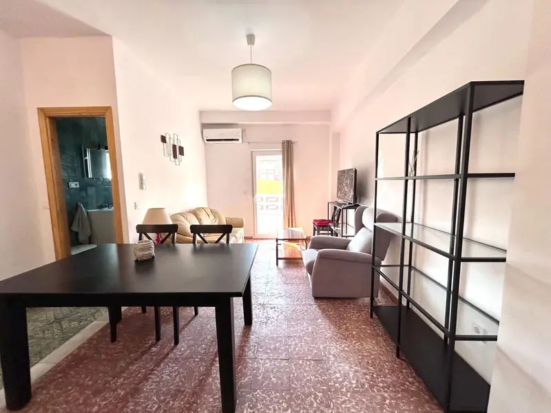 Piso en Alquiler en Los Ángeles Almería 2 Dormitorios Solárium
