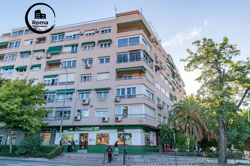 Piso en venta en Granada zona San Lazaro 111m2 4 habitaciones