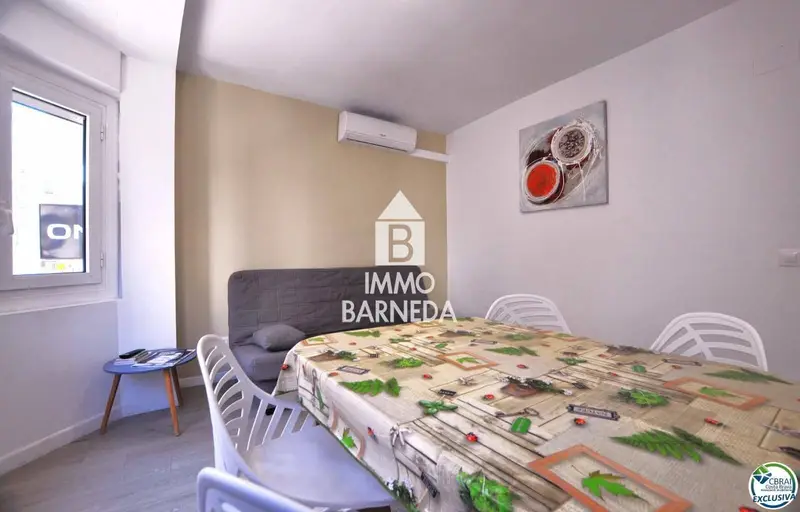 Apartamento Reformado en Roses Cerca de la Playa