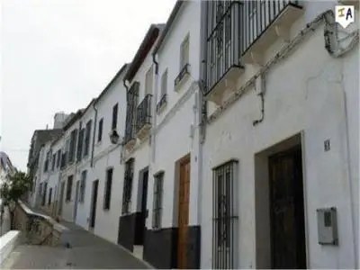 Casa con encanto en Estepa necesita reforma