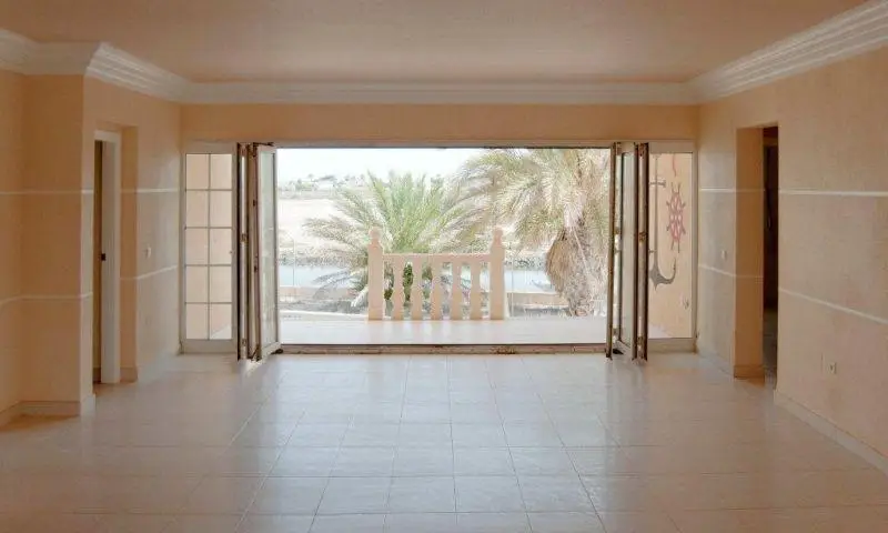Villa de Lujo en La Manga del Mar Menor con Embarcadero Privado
