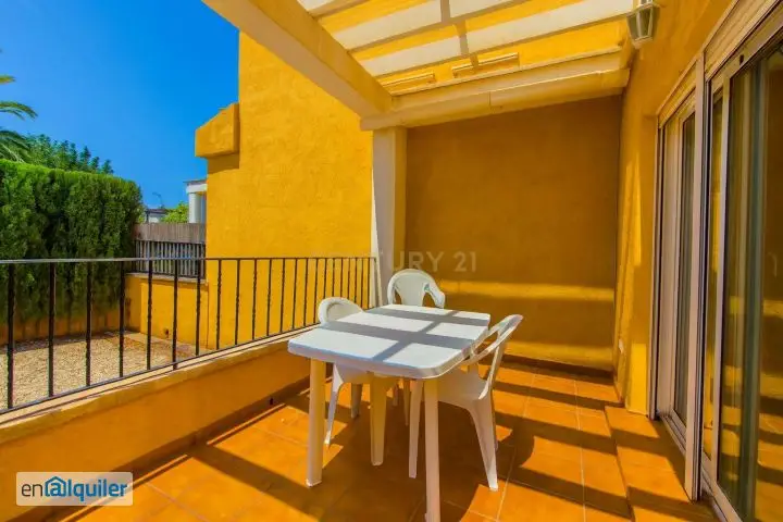 Alquiler piso piscina y terraza Oltamar-cucarres