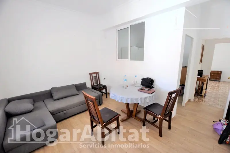 Piso en Venta en Mislata Centro con Terraza y Trastero
