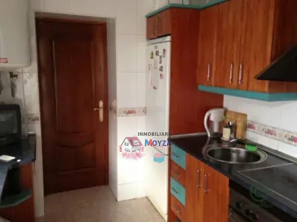 Casa adosada en Pe	namefecit 130m2 3 dormitorios 2 ba	nos
