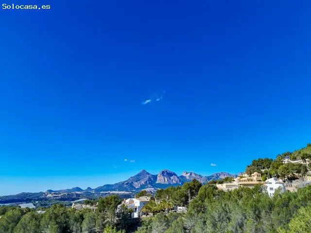Terreno en Venta en Altea la Vella con Vistas al Mar