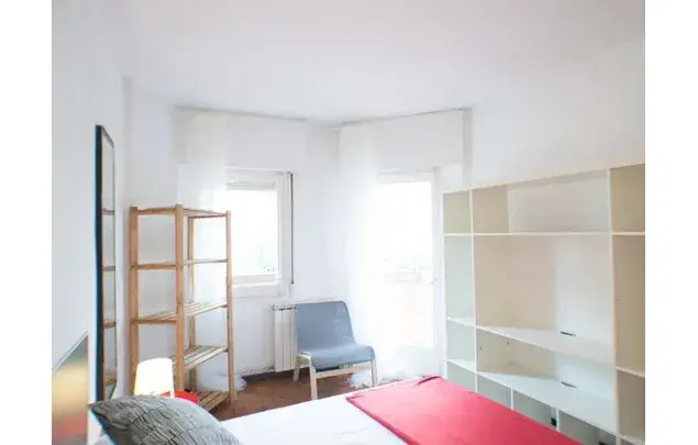 Habitaciones en Alquiler en Gràcia Barcelona 99m2
