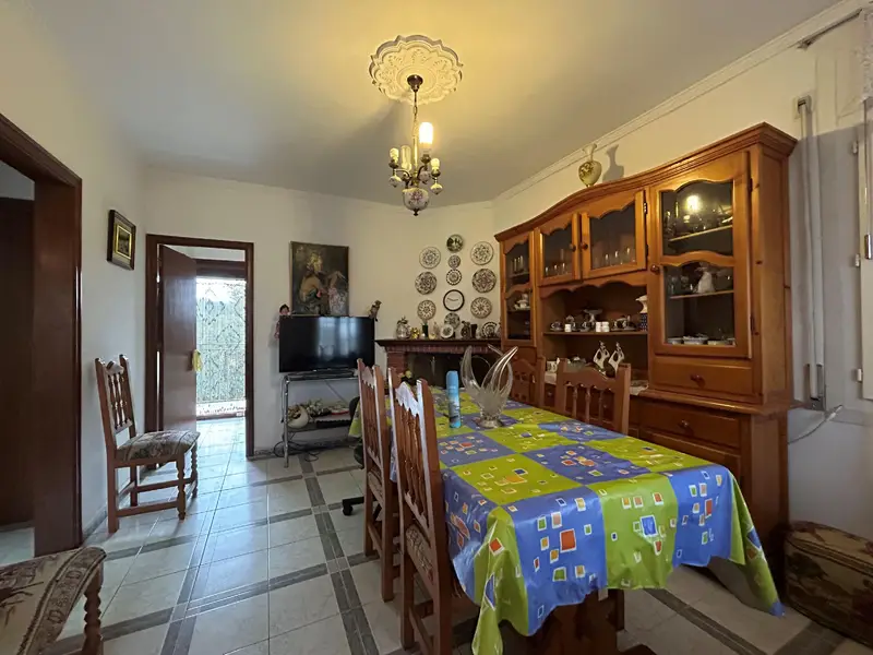 Casa Aislada Dos Plantas Cerca Casco Urbano