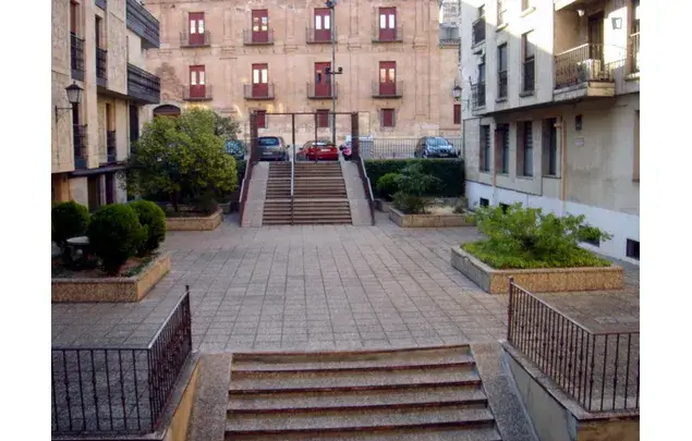 Alquiler Apartamento 5 Dormitorios Salamanca 3-24 Meses
