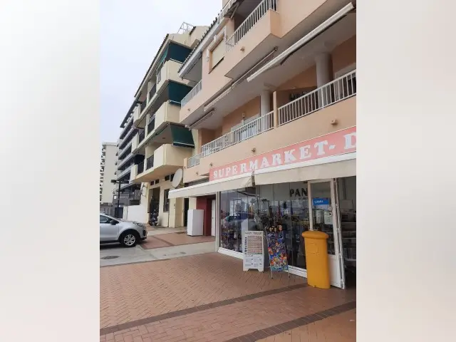 Piso de 1 Dormitorios en venta Carvajal, España