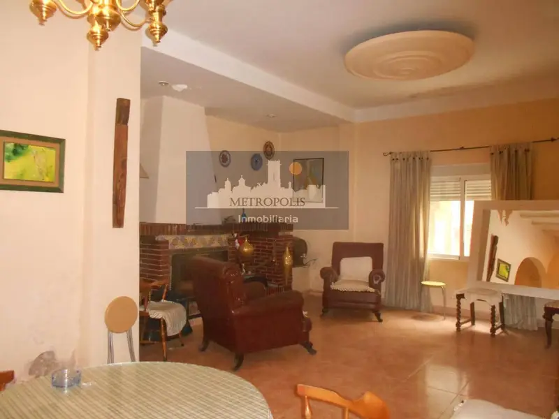 Chalet en Venta Burriana 5 Habitaciones Jardin Terraza