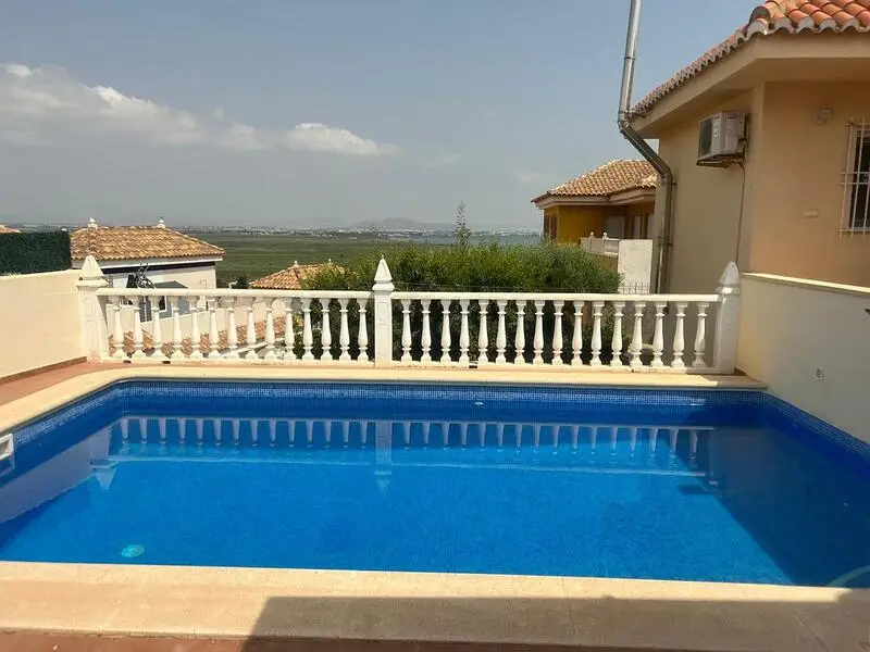 Villa en Los Urrutias con Vistas al Mar 3 Dormitorios y Piscina
