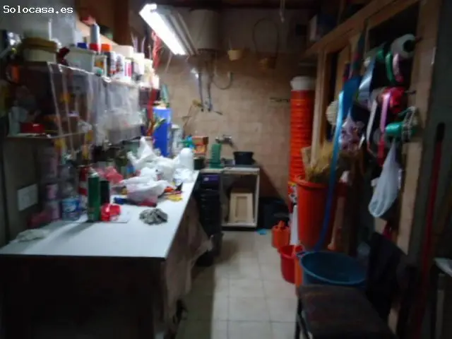 Local en Alquiler 60m2 - Ideal Negocio - 2 Aseos - Camara Frigorifica