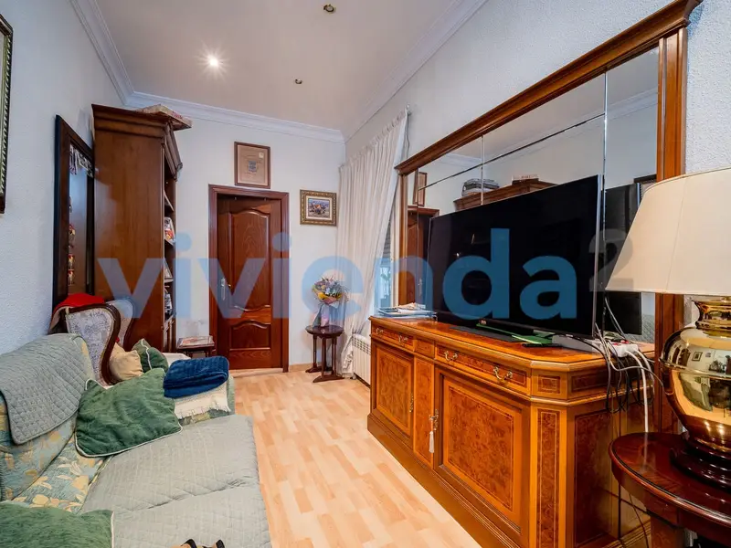 Piso en venta en Chopera Madrid 3 dormitorios planta baja exterior