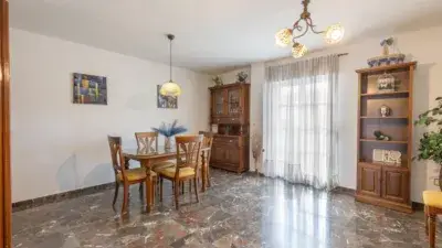 Piso en Venta cerca de Granada Capital 3 Dormitorios