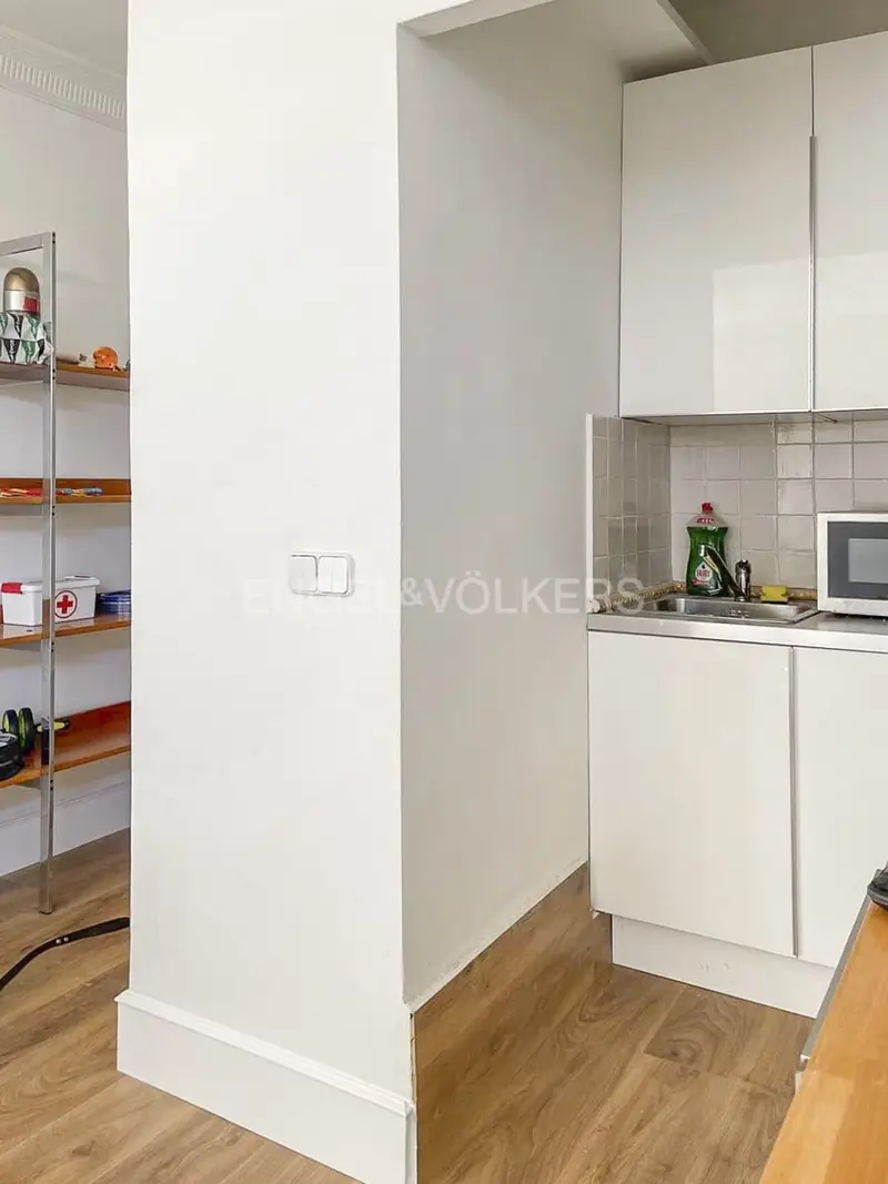 Estudio en Alquiler Recoletos Madrid Estudiantes Jvenes