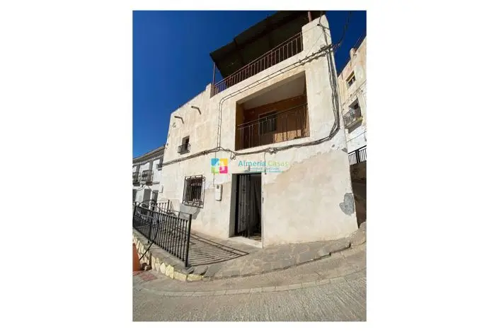 Casa Adosada 4 Dormitorios Lijar Reforma
