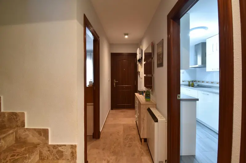 Adosado en Venta en Otura Gran  Casa Familiar con Piscina